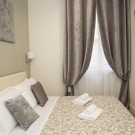 Vatican Comfort Suites Гостевой дом